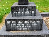 image of grave number 699080